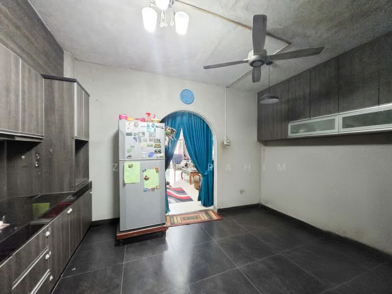 Rumah Teres 2 Tingkat untuk Dijual di Taman Setapak Permai (Setapak) - Azli Ibrahim - Kitchen - PropertyGuru.com.my