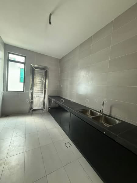 Rumah Teres 2 Tingkat untuk Dijual di Bandar Seri Alam (Masai) - Sharon Ong - Kitchen - PropertyGuru.com.my