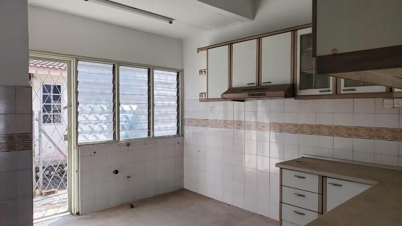 Rumah Teres 2-Tingkat untuk Dijual di Usj 14 (Subang Jaya) - Yvonne Yap - Kitchen - PropertyGuru.com.my