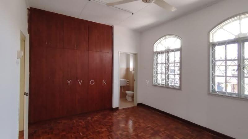 Rumah Teres 2-Tingkat untuk Dijual di Usj 14 (Subang Jaya) - Yvonne Yap - Bedroom - PropertyGuru.com.my