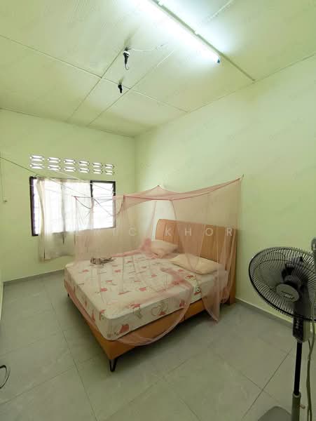 Rumah Teres 1 Tingkat untuk Dijual di Taman Wing Onn (Ipoh) - Eric Khor - Bedroom - PropertyGuru.com.my