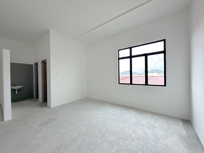 Shop / Office for Rent in Taman Kluang Perdana (Kluang) - Gipson Lay - PropertyGuru.com.my