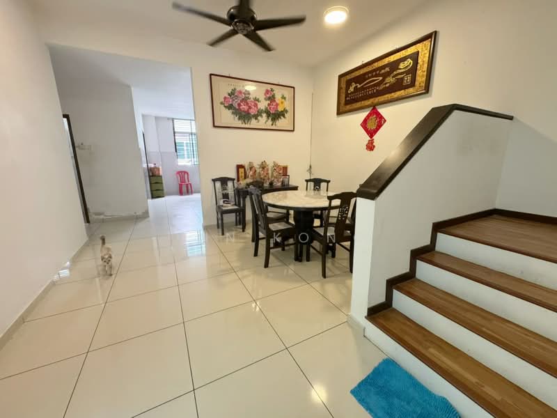 Rumah Teres untuk Dijual di Taman Mutiara Rini (Skudai) - Min Kong - Dining Room - PropertyGuru.com.my