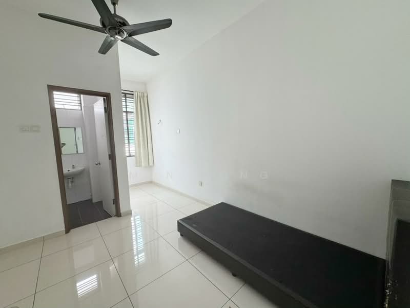 Rumah Teres untuk Dijual di Taman Mutiara Rini (Skudai) - Min Kong - Bedroom - PropertyGuru.com.my
