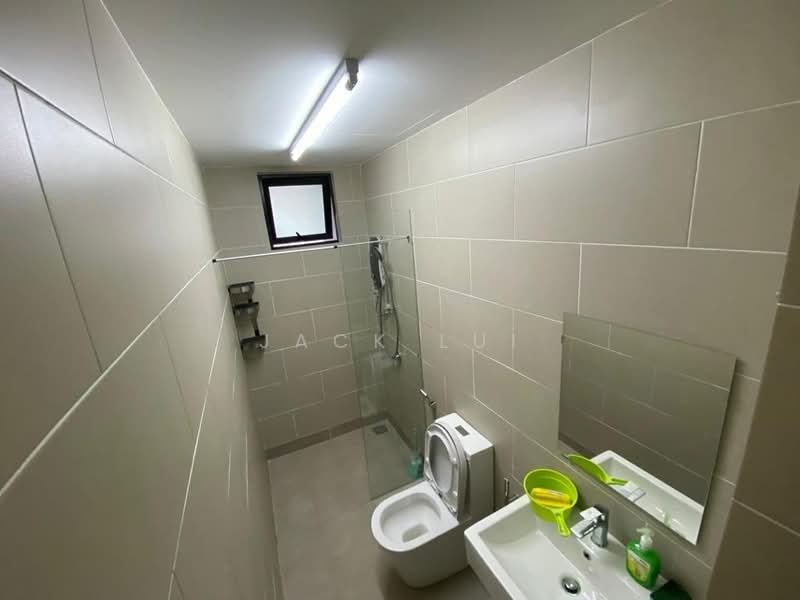 Servis Apartment untuk Disewa di Fortune Centra - Jack Lui - Bathroom - PropertyGuru.com.my