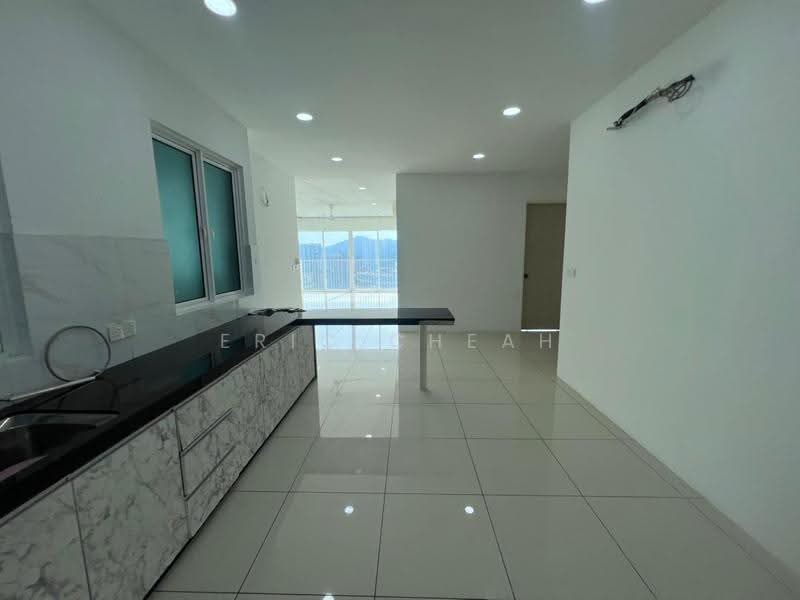 Condominium for Sale at The Clovers - Eric Cheah - Kitchen - PropertyGuru.com.my