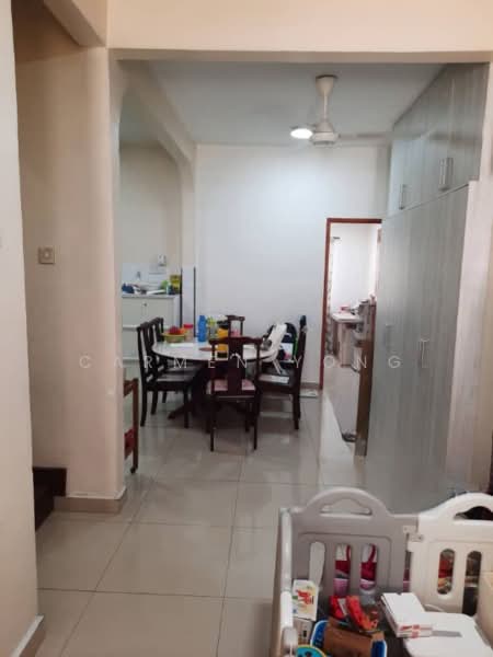 2-storey Terraced House for Sale in SS 23, Taman Sea (Petaling Jaya) - Carmen Yong - Dining Room - PropertyGuru.com.my