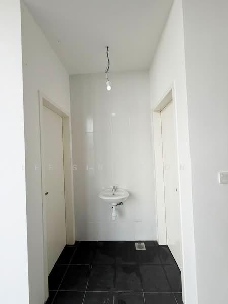 Kedai untuk Disewa di Puncak Alam (Selangor) - Lee Sing Siong - Bathroom - PropertyGuru.com.my