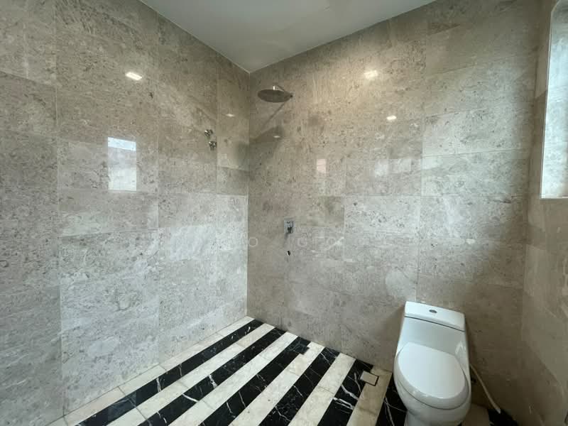 Bungalow for Rent in Damansara Heights (Kuala Lumpur) - Hugo Gooi - Bathroom - PropertyGuru.com.my