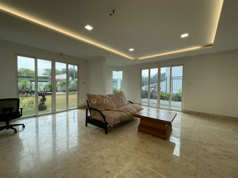 Bungalow for Rent in Damansara Heights (Kuala Lumpur) - Hugo Gooi - Living Room - PropertyGuru.com.my