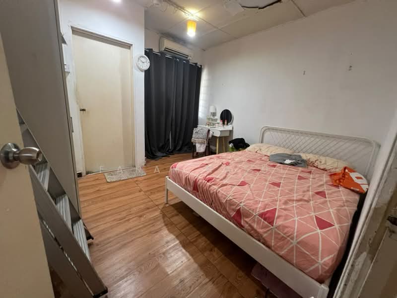 2-storey Terraced House for Sale in Kemensah Heights (Ulu Kelang) - Farah Rasul - Bedroom - PropertyGuru.com.my