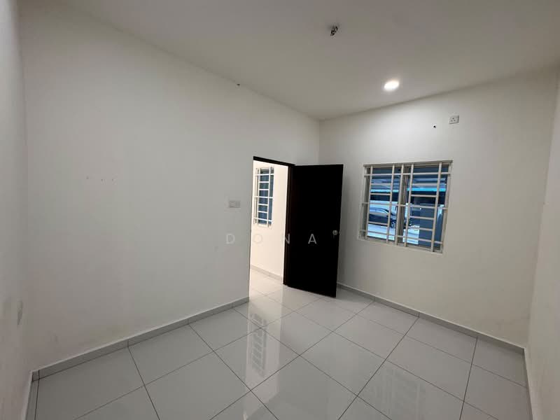 Rumah Teres 1 Tingkat untuk Dijual di Taman Ungku Tun Aminah (Skudai) - Dona - PropertyGuru.com.my