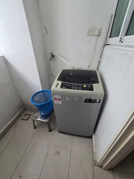 Servis Apartment untuk Dijual di Twin Galaxy (Dwi Galaksi) - Min Kong - Balcony - PropertyGuru.com.my