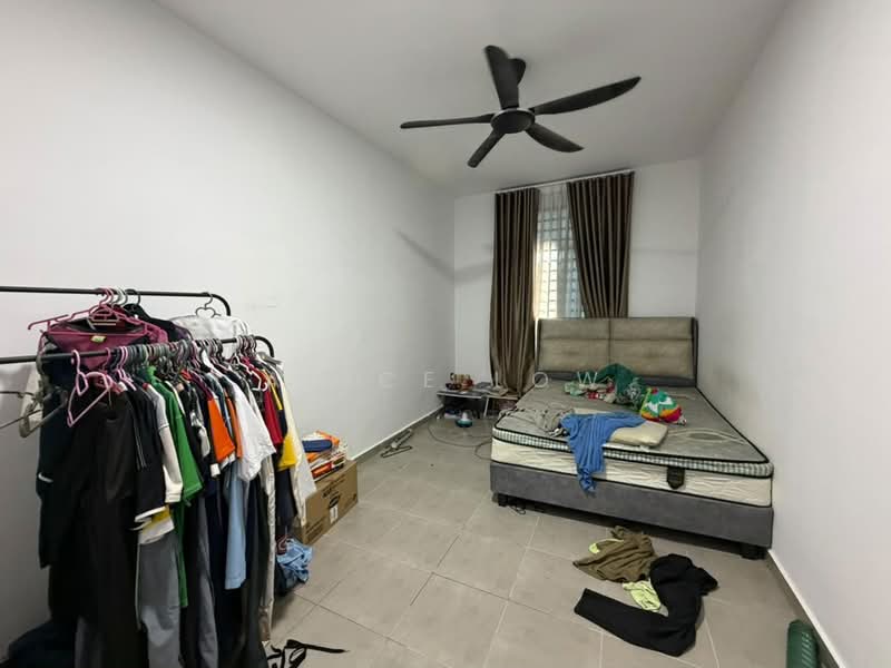 2-storey Terraced House for Sale in Taman Kundang Jaya (Rawang) - Alice Low - Bedroom - PropertyGuru.com.my