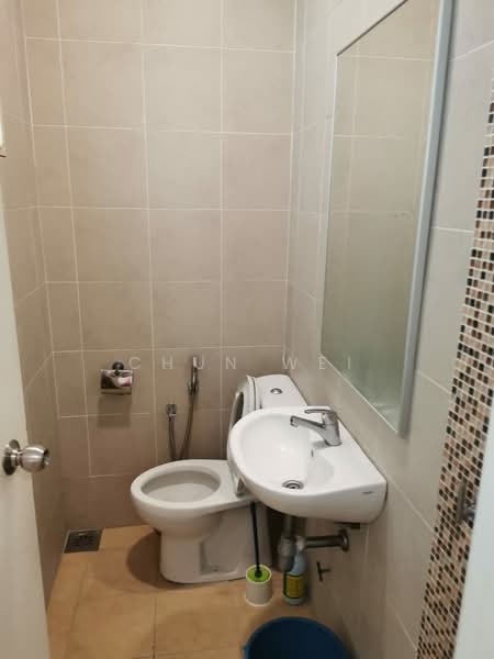 Kondominium untuk Disewa di 8 Petaling - Chun Wei - Bathroom - PropertyGuru.com.my
