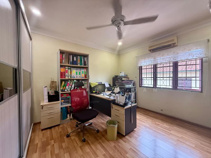 Rumah Banglo untuk Dijual di Cheras (Selangor) - Zuraidah Dan - Bedroom - PropertyGuru.com.my