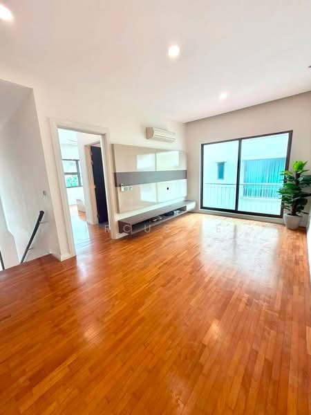 Rumah Berkembar untuk Dijual di East Ledang (Iskandar Puteri (Nusajaya)) - Marcus Tey - Living Room - PropertyGuru.com.my