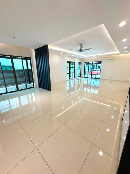 Rumah Berkembar untuk Dijual di East Ledang (Iskandar Puteri (Nusajaya)) - Marcus Tey - Living Room - PropertyGuru.com.my