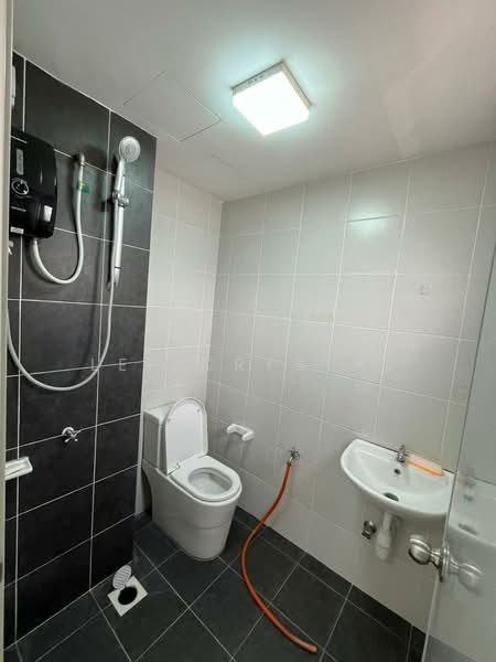 Apartment for Sale at D'Cerrum Apartment - Lee Crystal - PropertyGuru.com.my