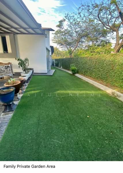Rumah Berkembar untuk Dijual di Seksyen 13 (Shah Alam) - SAIFUL HELMI - Garden - PropertyGuru.com.my
