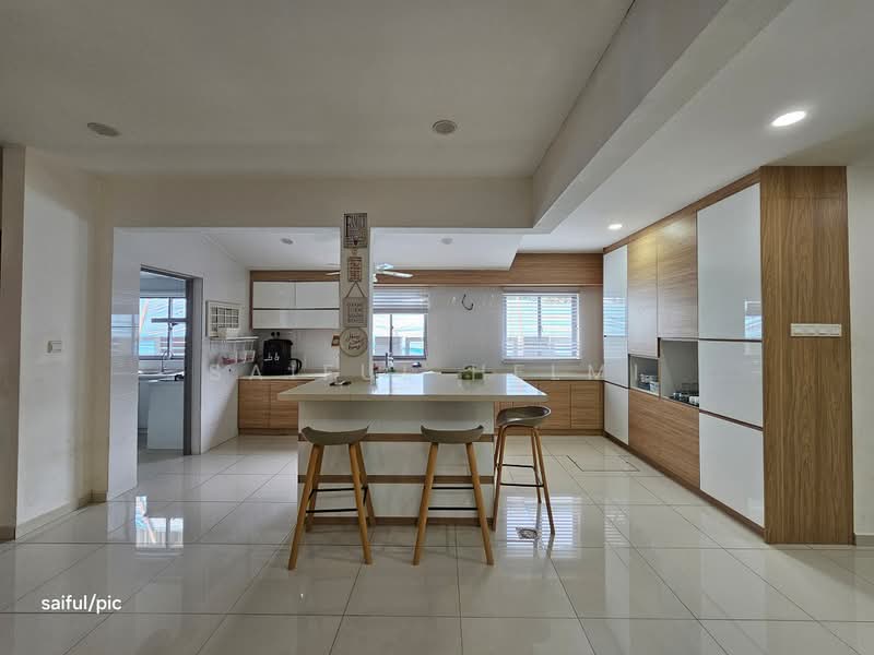 Rumah Berkembar untuk Dijual di Seksyen 13 (Shah Alam) - SAIFUL HELMI - Kitchen - PropertyGuru.com.my