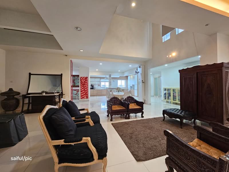Rumah Berkembar untuk Dijual di Seksyen 13 (Shah Alam) - SAIFUL HELMI - Living Room - PropertyGuru.com.my