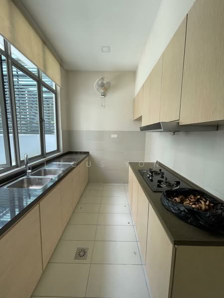 Rumah Banglo untuk Disewa di Ampang (Kuala Lumpur) - Lucus Yong - Kitchen - PropertyGuru.com.my
