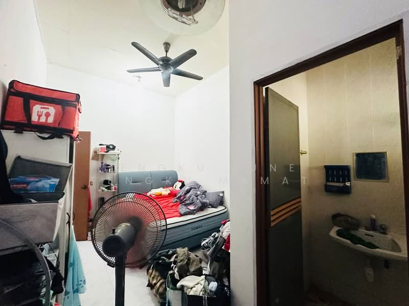 Rumah Teres 1 Tingkat untuk Dijual di Telok Panglima Garang (Selangor) - Tengku June Tengku Mamat - PropertyGuru.com.my