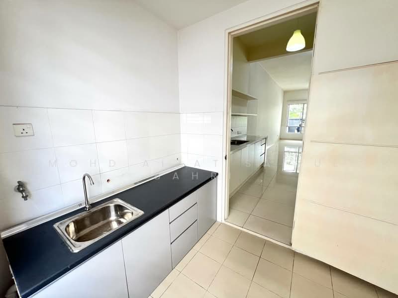 2-storey Terraced House for Sale in Tropicana Heights (Kajang) - Mohd Aizat Saiful Bahri - Kitchen - PropertyGuru.com.my