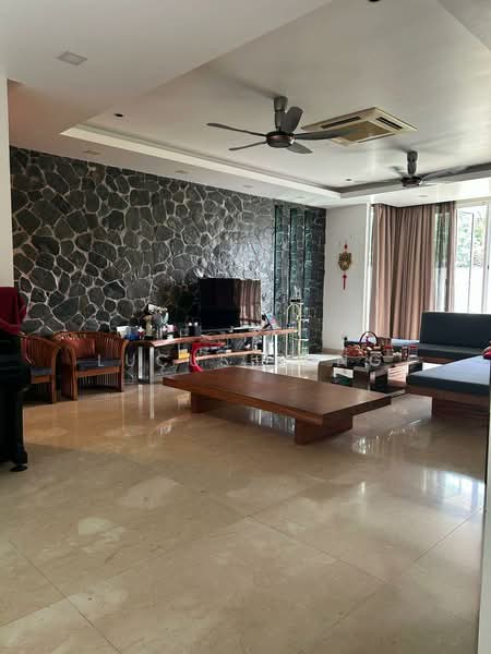 Rumah Banglo untuk Disewa di Seri Kembangan (Selangor) - Lucus Yong - Living Room - PropertyGuru.com.my
