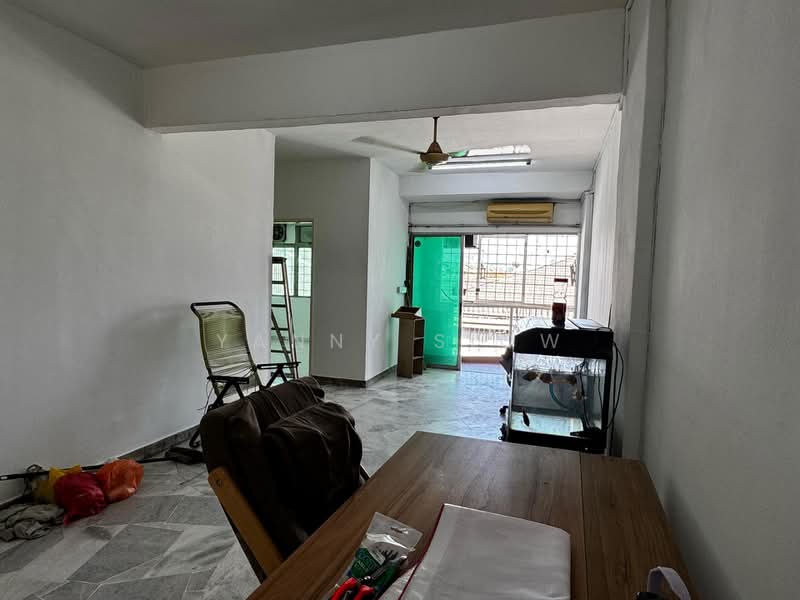 Apartment for Rent at Greenview Apartment - Yanny Siow - Living Room - PropertyGuru.com.my