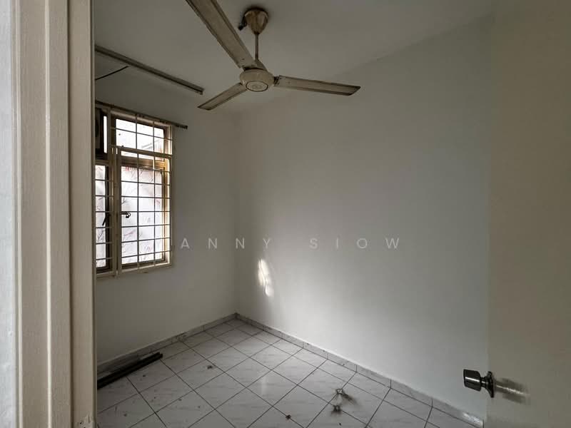 Apartment for Rent at Greenview Apartment - Yanny Siow - Interior - PropertyGuru.com.my