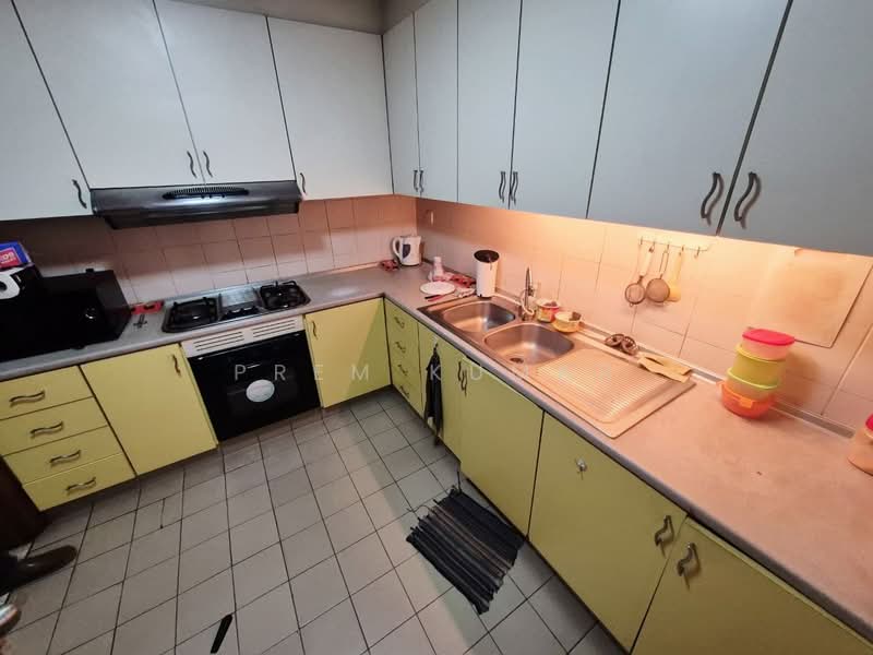 Kondominium untuk Dijual di Suasana Sentral Condominiums - Prem Kumar - Kitchen - PropertyGuru.com.my