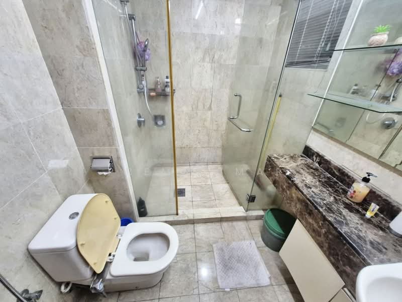 Kondominium untuk Dijual di Suasana Sentral Condominiums - Prem Kumar - Bathroom - PropertyGuru.com.my