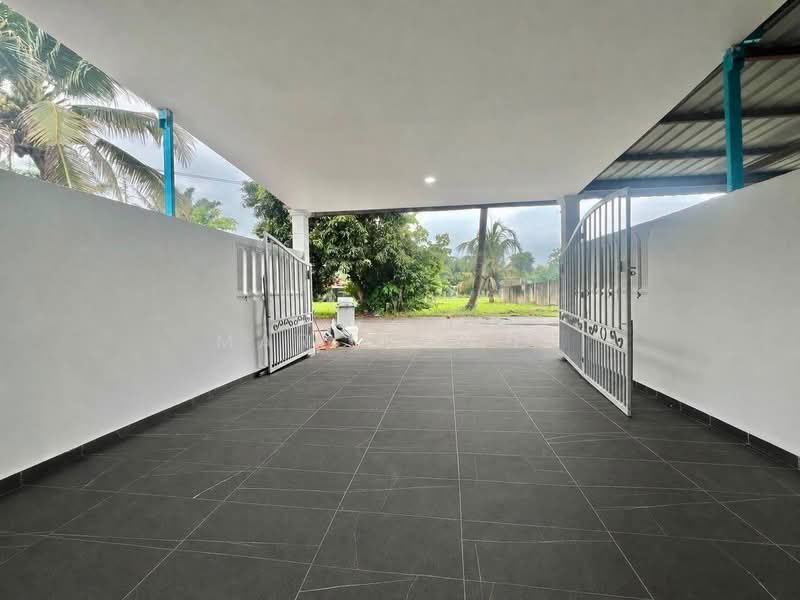 Rumah Teres 2 Tingkat untuk Dijual di Taman Sri Temenggong (Muar) - Marcus Tey - Exterior - PropertyGuru.com.my