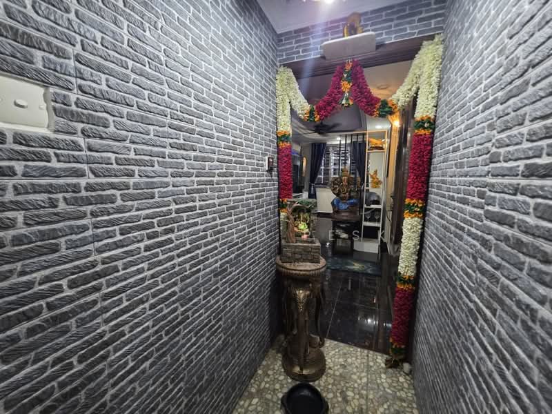 Pangsapuri untuk Dijual di Sri Saujana - Gerald Peski - Entrance - PropertyGuru.com.my