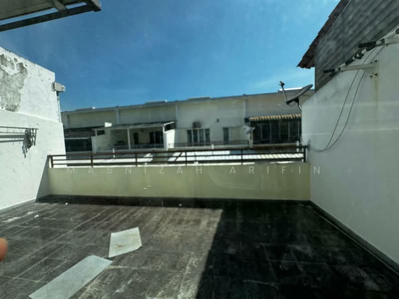 3-storey Terraced House for Sale in Taman Sinar Samudra (Batu Caves) - Masnizah Arifin - Exterior - PropertyGuru.com.my