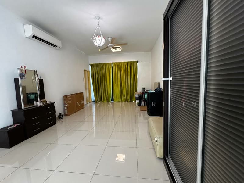 3-storey Terraced House for Sale in Taman Sinar Samudra (Batu Caves) - Masnizah Arifin - Living Room - PropertyGuru.com.my