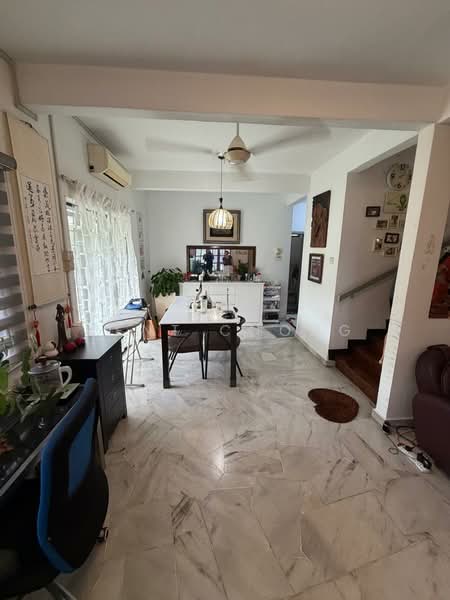 Rumah Teres 2-Tingkat untuk Dijual di Bandar Tun Hussein Onn (Cheras) - Kent Chong - Living Room - PropertyGuru.com.my