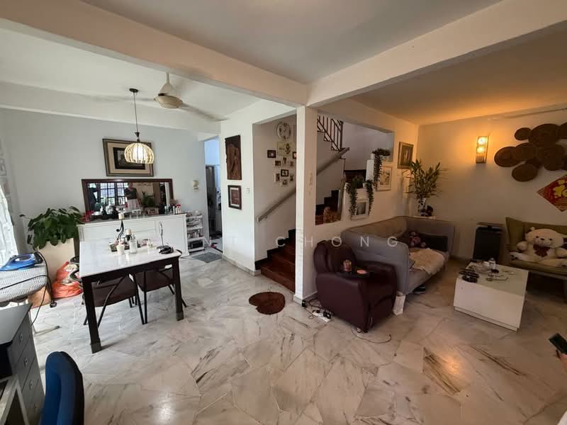 Rumah Teres 2-Tingkat untuk Dijual di Bandar Tun Hussein Onn (Cheras) - Kent Chong - Living Room - PropertyGuru.com.my