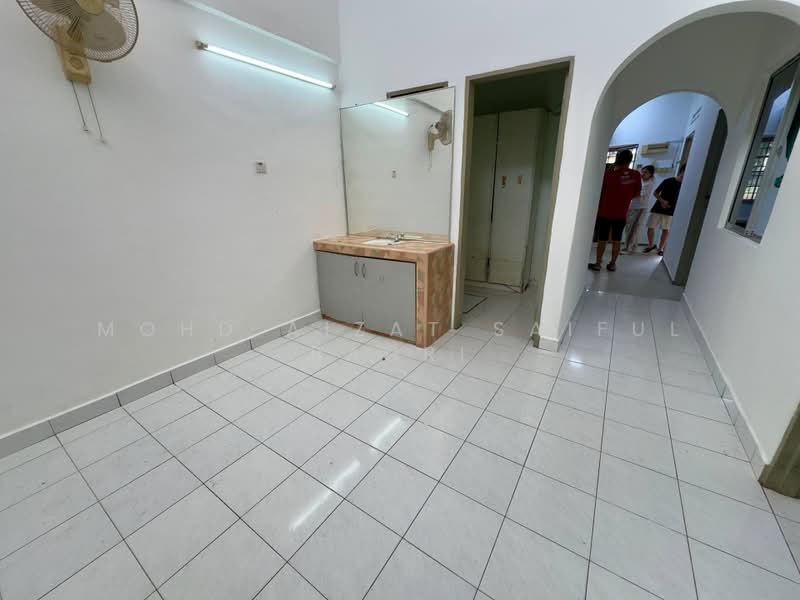 Rumah Teres 1 Tingkat untuk Dijual di Taman Taynton View (Cheras) - Mohd Aizat Saiful Bahri - Interior - PropertyGuru.com.my