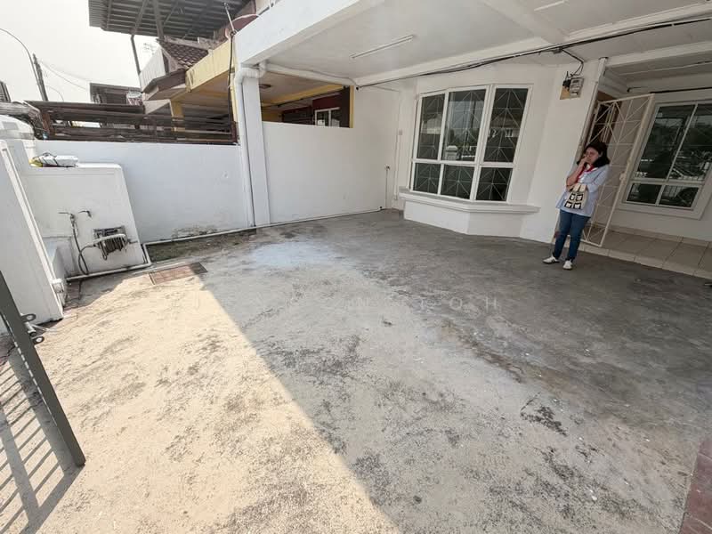 Rumah Teres 2-Tingkat untuk Dijual di Taman Megah Kepong (Kepong) - Jenson Toh - Exterior - PropertyGuru.com.my