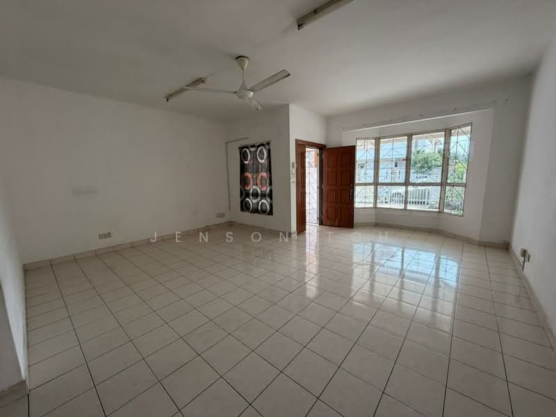 Rumah Teres 2-Tingkat untuk Dijual di Taman Megah Kepong (Kepong) - Jenson Toh - Living Room - PropertyGuru.com.my