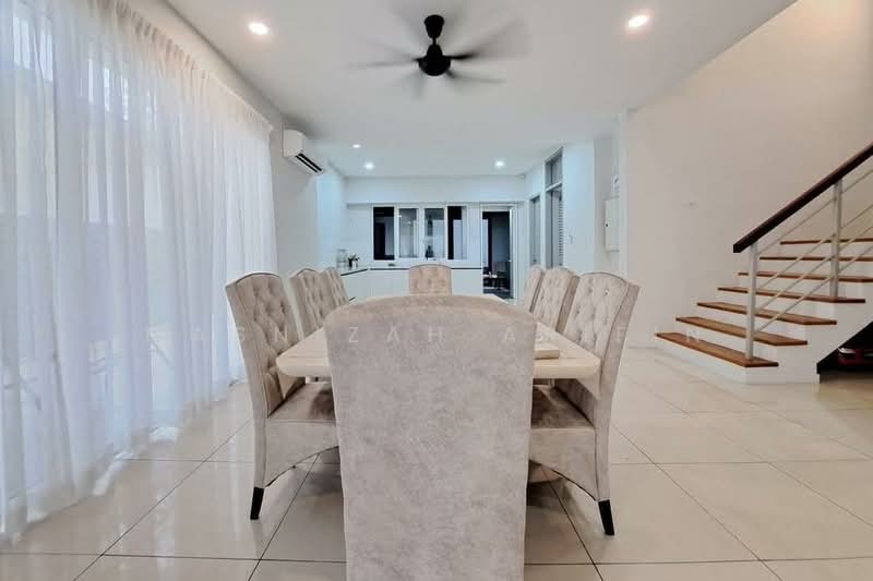 Rumah Berkembar untuk Dijual di Taman Melawati (Ulu Kelang) - Masnizah Arifin - Dining Room - PropertyGuru.com.my