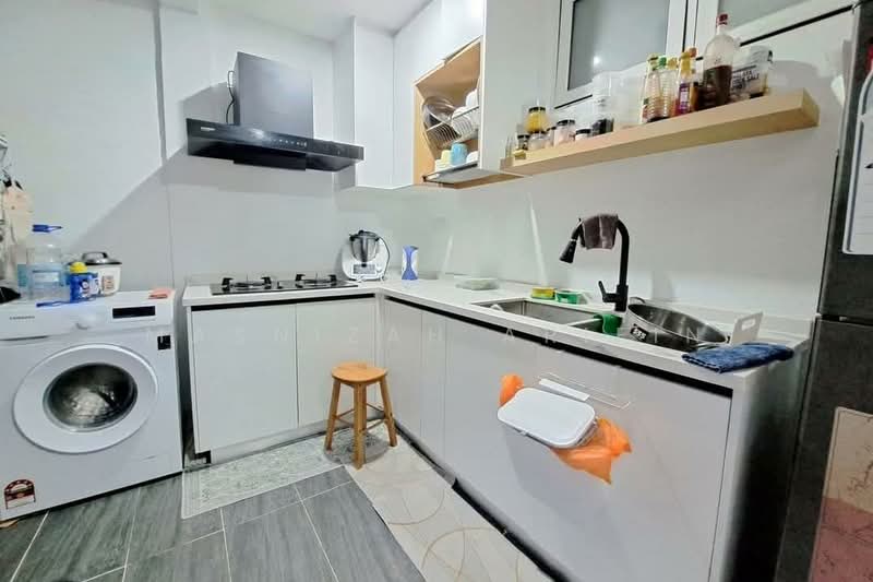 Rumah Berkembar untuk Dijual di Taman Melawati (Ulu Kelang) - Masnizah Arifin - Kitchen - PropertyGuru.com.my