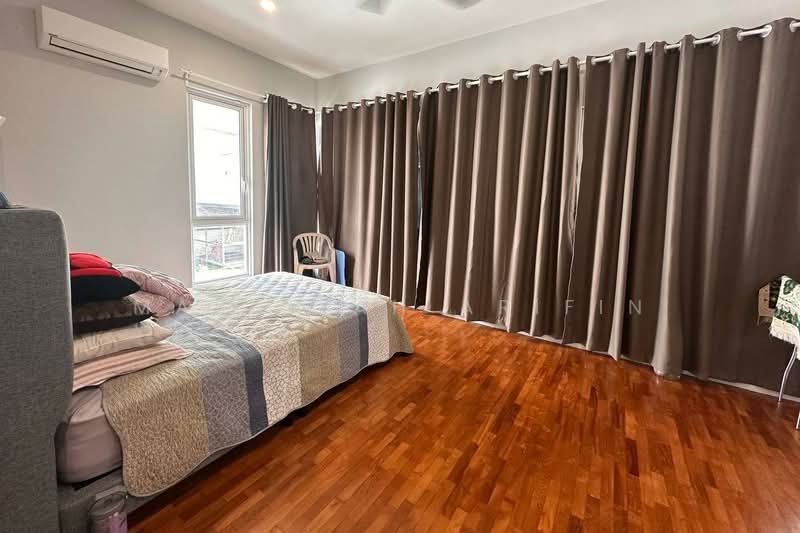 Rumah Berkembar untuk Dijual di Taman Melawati (Ulu Kelang) - Masnizah Arifin - Bedroom - PropertyGuru.com.my
