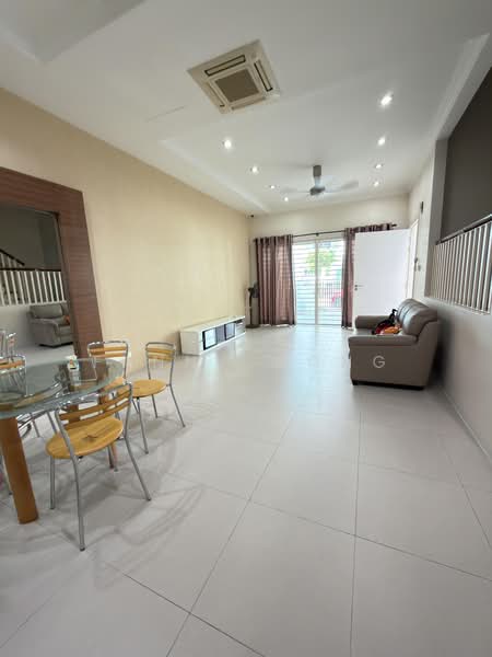 Rumah Teres 3 Tingkat untuk Dijual di Tanjung Bungah (Penang) - Fanny Wong - Living Room - PropertyGuru.com.my