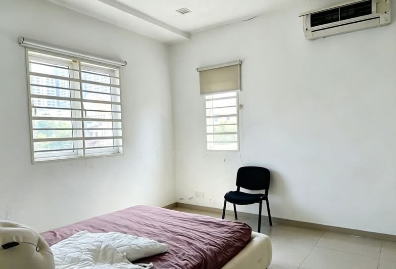 3-storey Terraced House for Sale in Taman Kelana Idaman (Ara Damansara) - Victor Liew - Bedroom - PropertyGuru.com.my