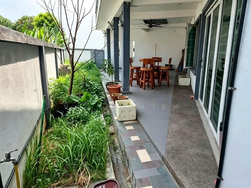 3-storey Terraced House for Sale in Taman Kelana Idaman (Ara Damansara) - Victor Liew - Exterior - PropertyGuru.com.my