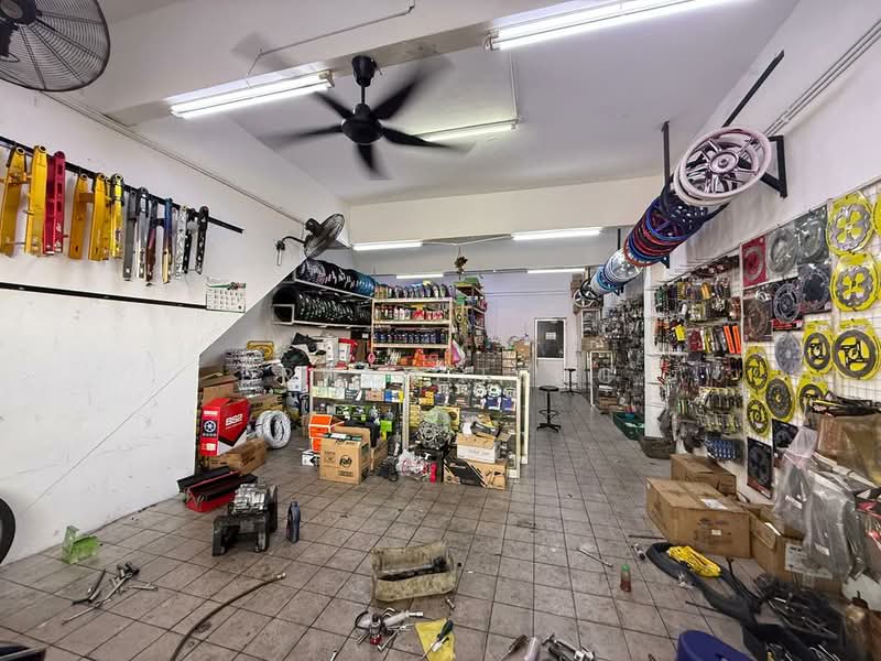 Kedai untuk Dijual di Gelugor (Penang) - Bryan Teng - Interior - PropertyGuru.com.my